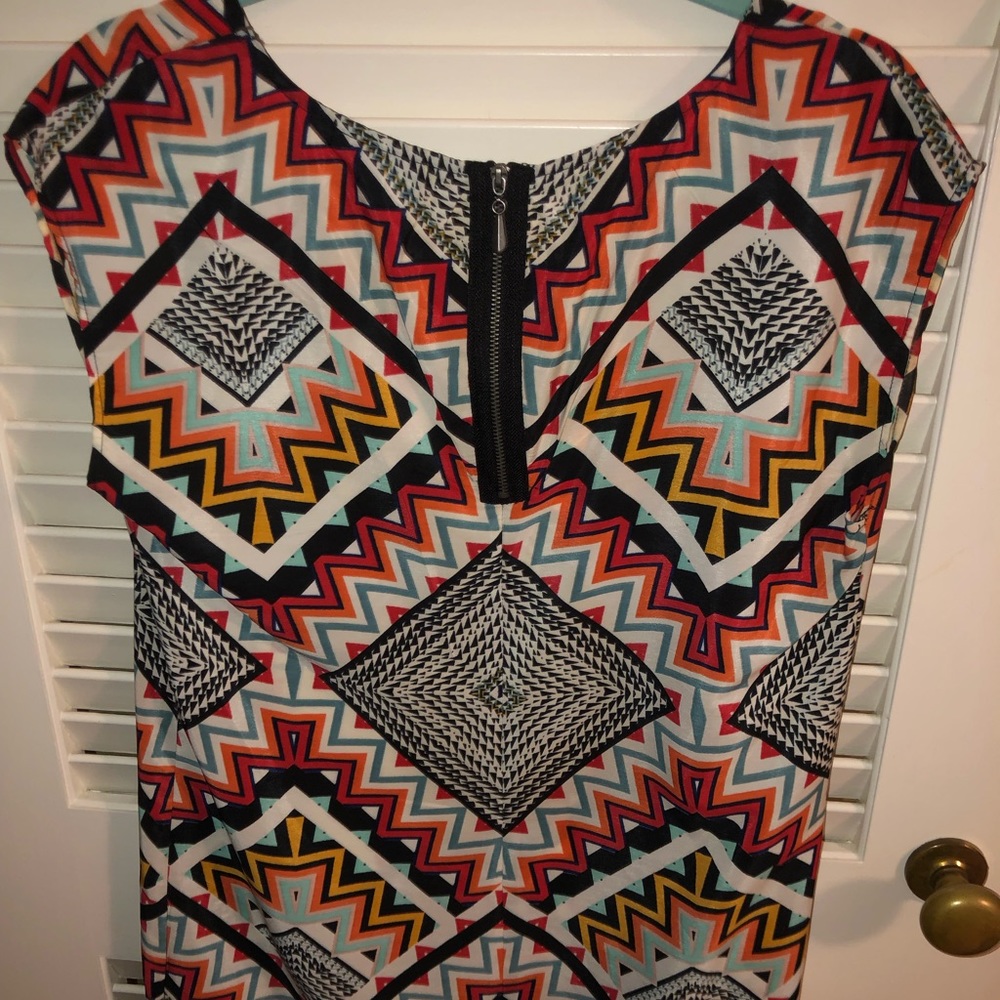 Patterned dress - Picture 2 of 3